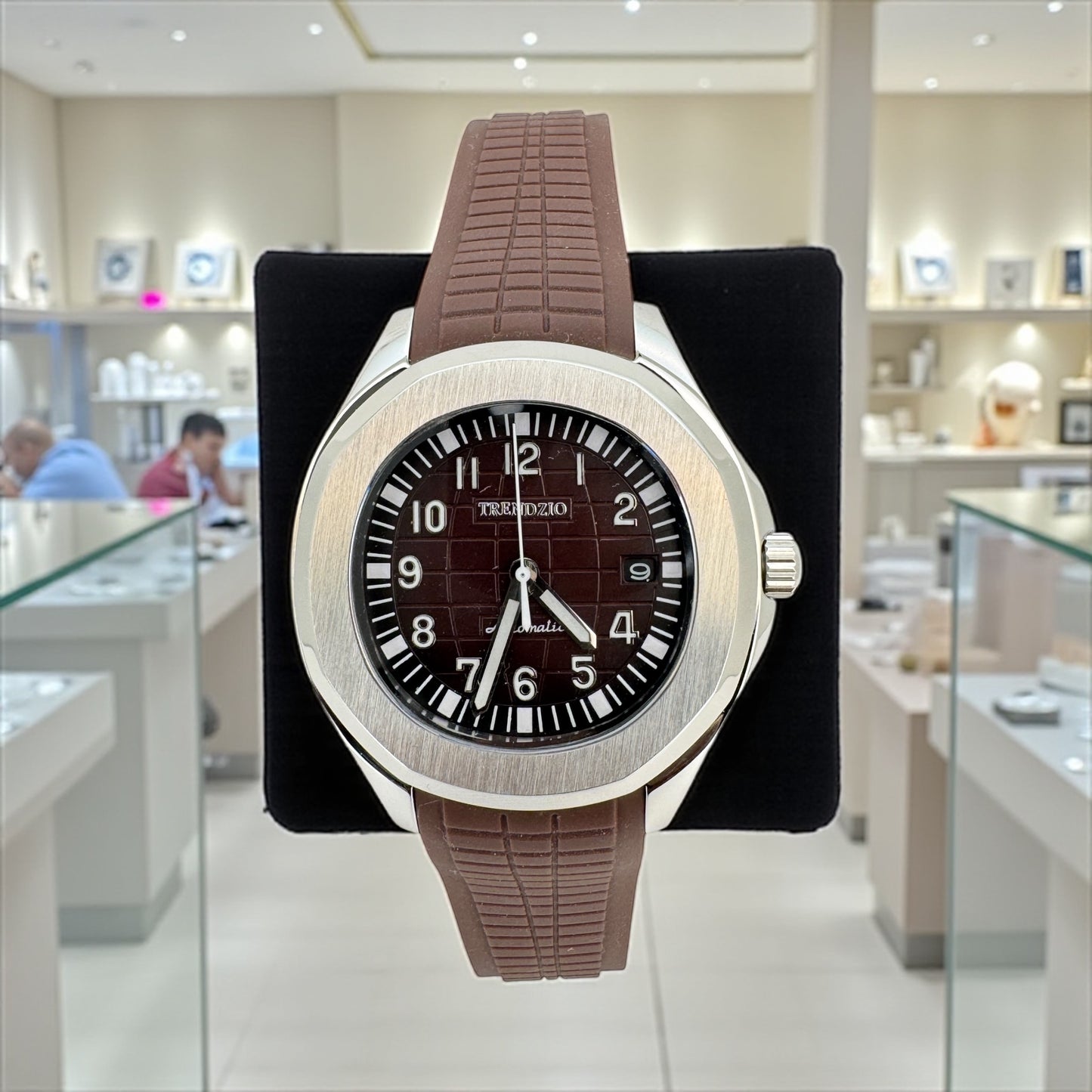 Trendzio ChocoNaut Brown Watch