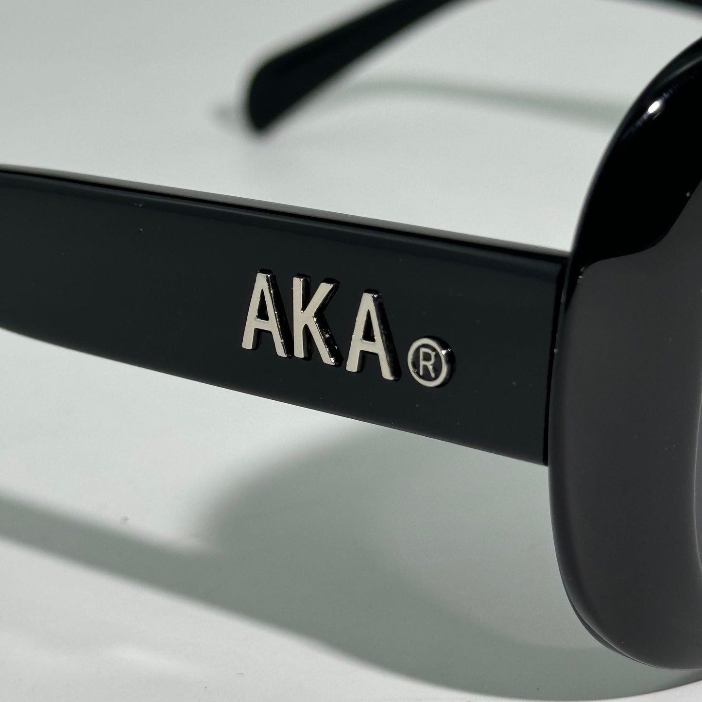 AKA Classic Black Sunglasses Sunglasses Trendzio Jewelry