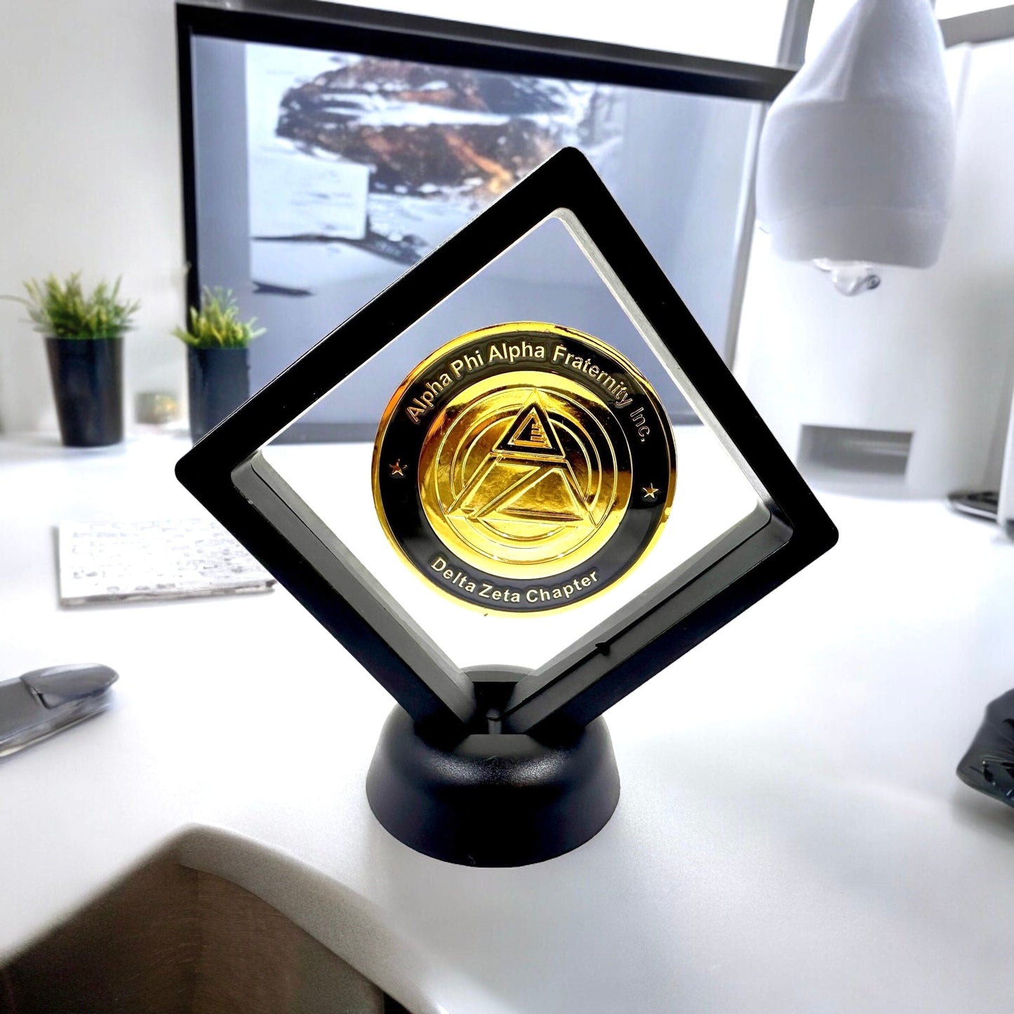 Floating Challenge Coin Display Case Challenge Coin Trendzio Jewelry