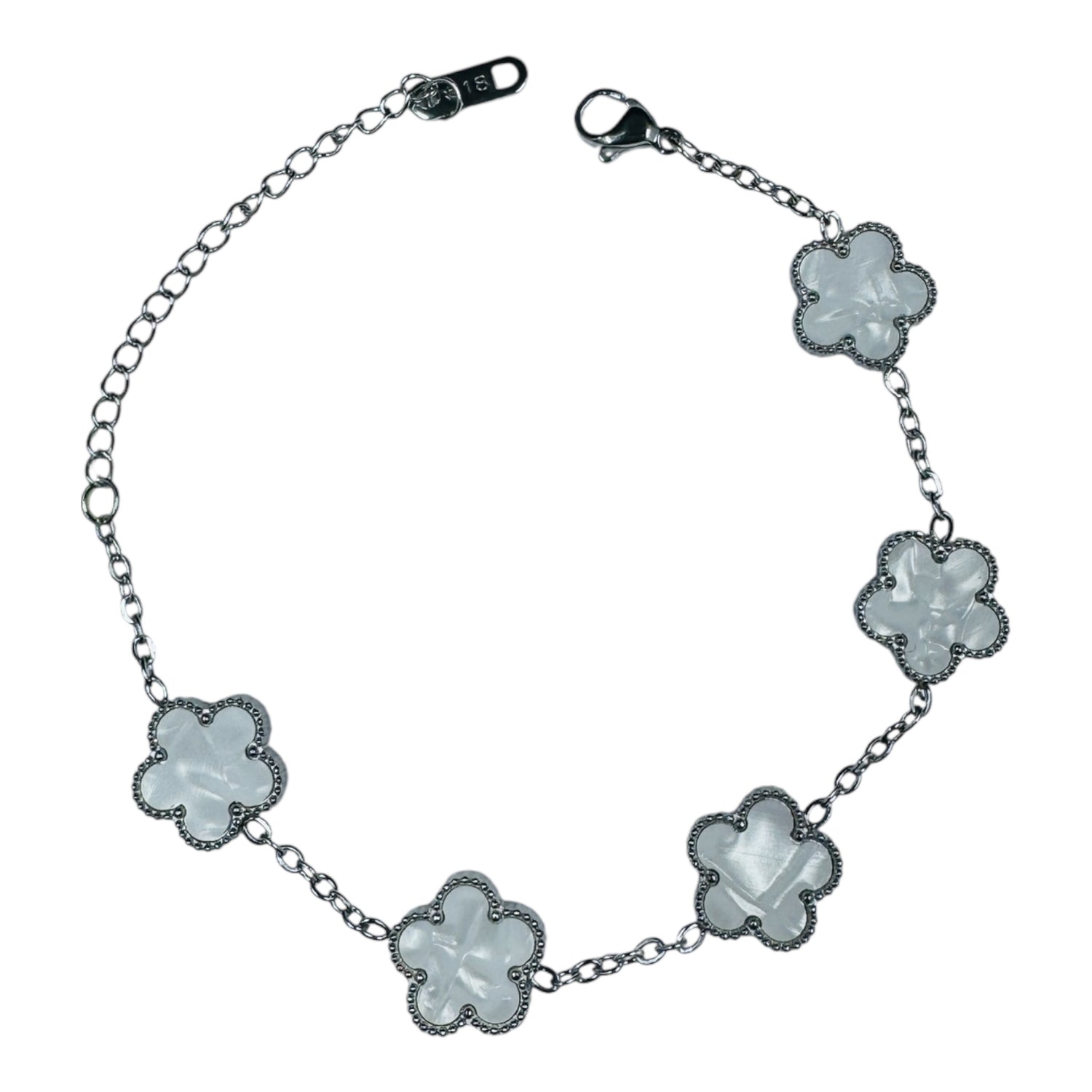 Kaitlin White Flower Clover  Bracelet