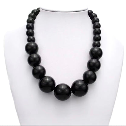 Beautiful Graduated Bead Choker Statement Necklace