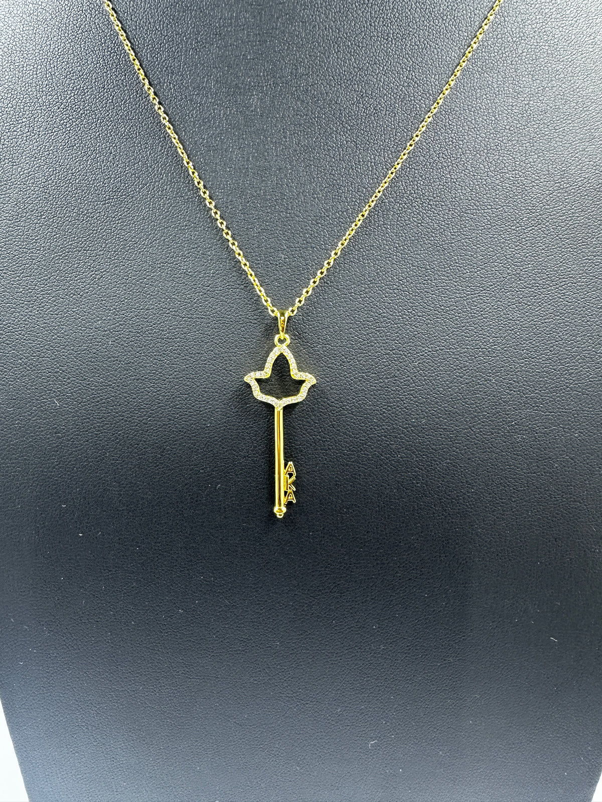 Uvy Key AKA Ivy Leaf Key Necklace | Trendzio Jewelry