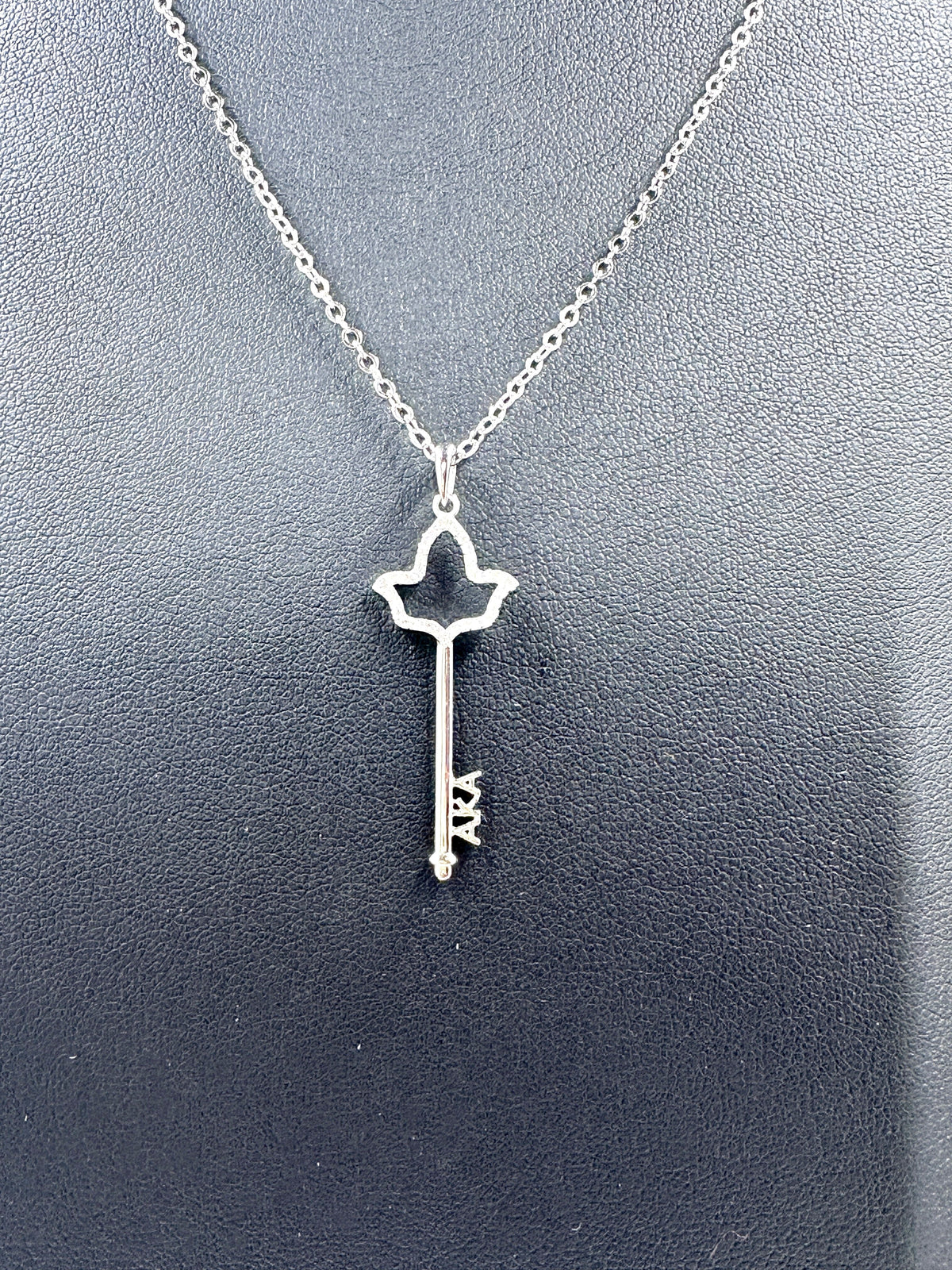Uvy Key AKA Ivy Leaf Key Necklace (Licensed) | Trendzio – Trendzio Jewelry