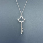 AKA Ivy Leaf Key Necklace Necklaces Trendzio Jewelry Large 