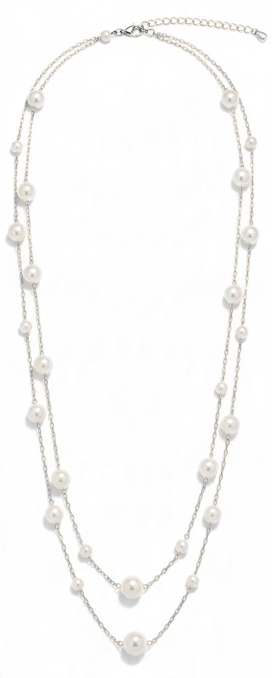 Double row glass pearl necklace in silver with white pearls in mixed sizes on two fine chains