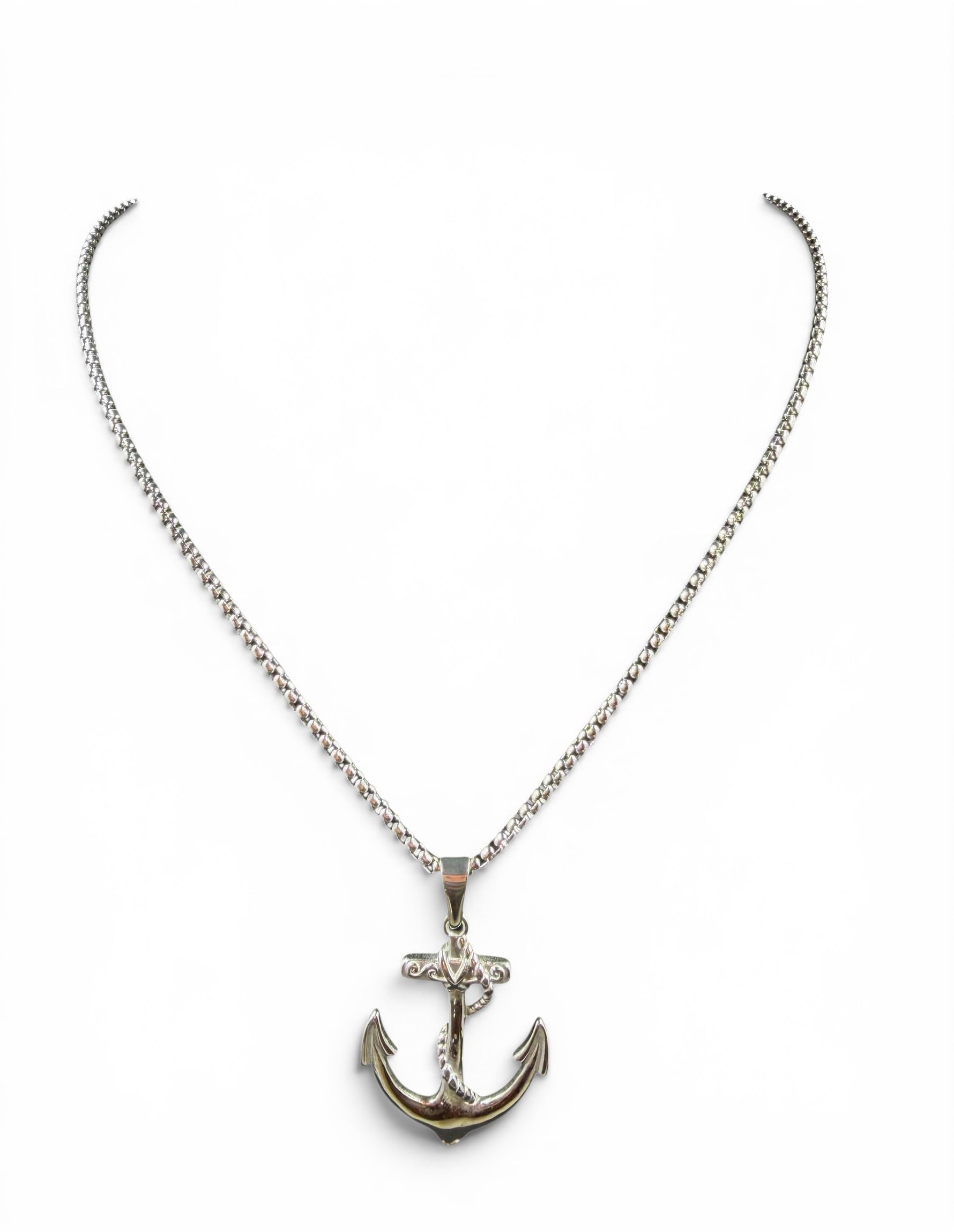 Trendzio Jewelry stainless steel anchor pendant necklace with rope detail on a box chain.