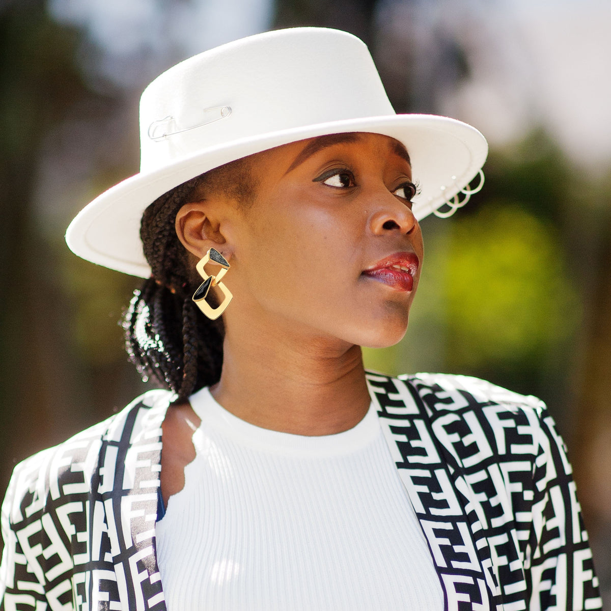 Camila Black Obsidian Druse Gold Earrings Earrings Trendzio 